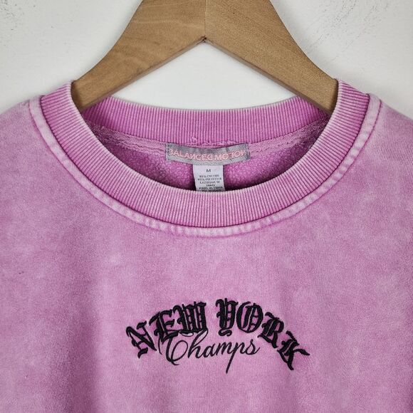 Balanced Motion Tie Dye Sweatshirt Pink Embroidered New York Champs Graphic Top - Picture 12 of 15